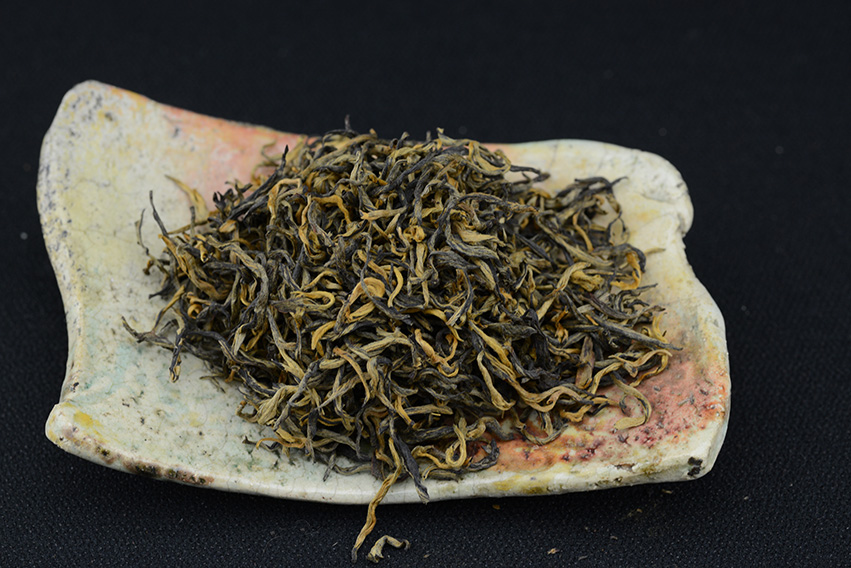 Dian Hong yunnani aranyvörös tea tavasz